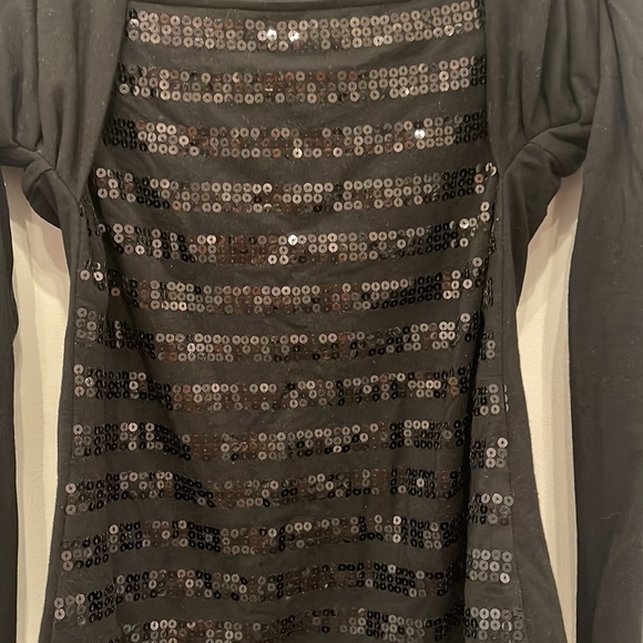 Joseph Ribkoff black sequence too - Picture 2 of 4